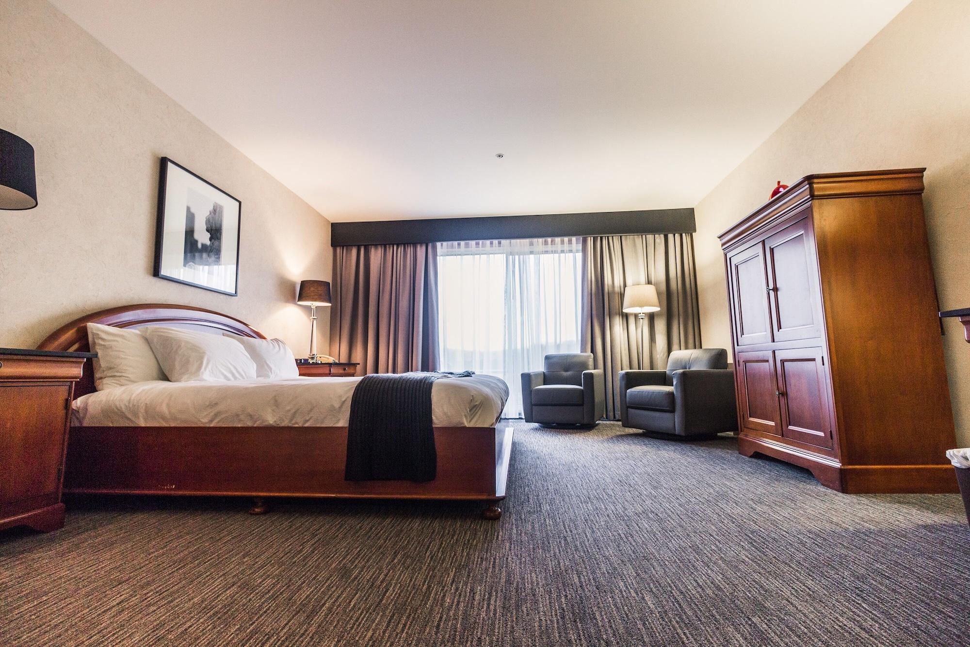 King Room with Balcony